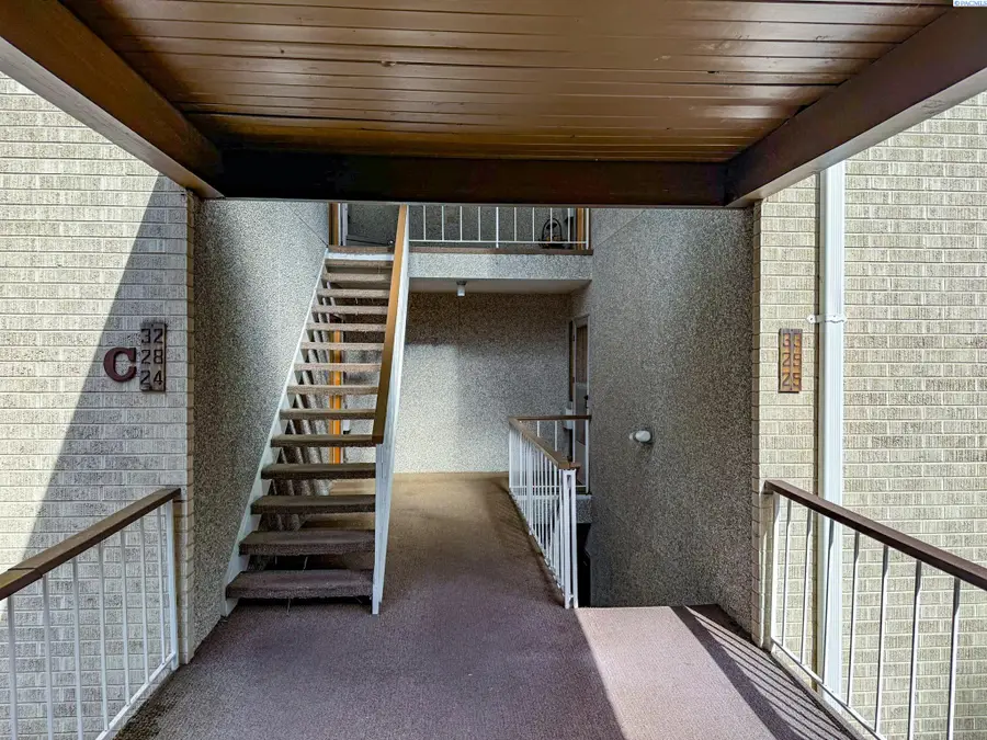 1220 NW State Street #28, Pullman, WA 99163 - #2
