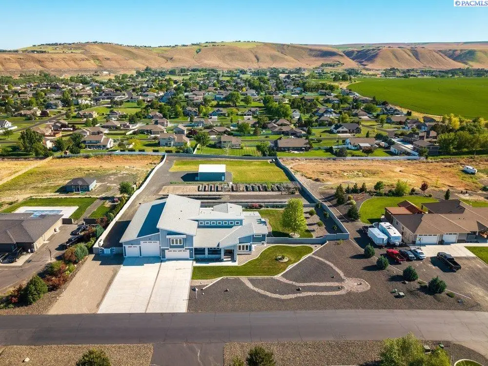 98109 162 Pr Se, Kennewick, WA 99338 - #1