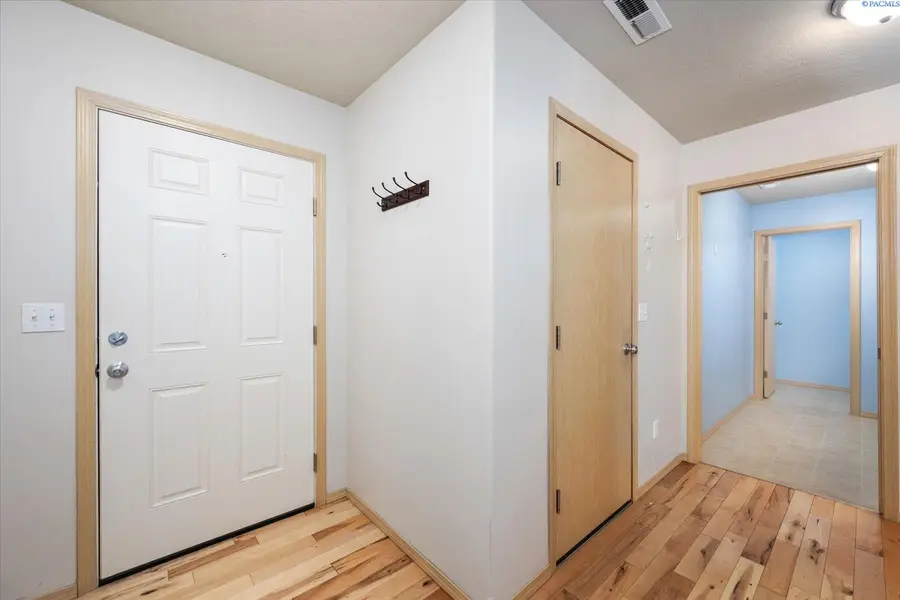 2553 Jason Loop, Richland, WA 99352 - #2