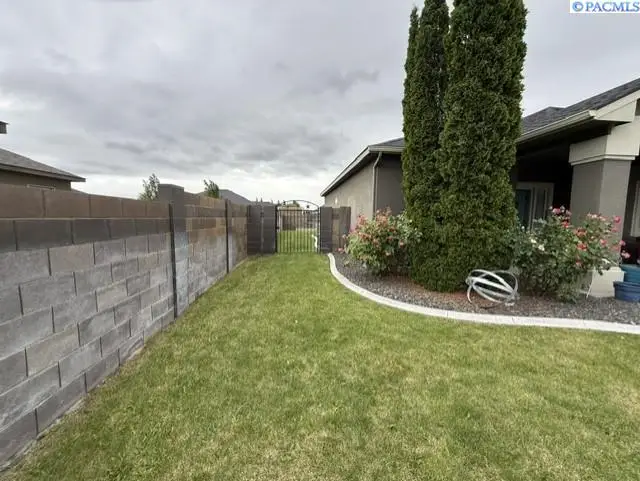 6535 Cobalt Dr, West Richland, WA 99353 - #3