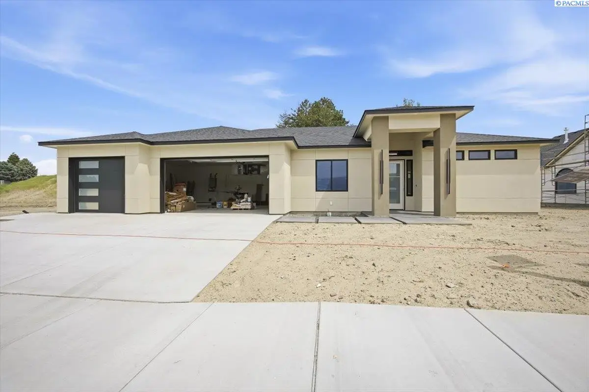 8034 W 12th Ave, Kennewick, WA 99338 - #1