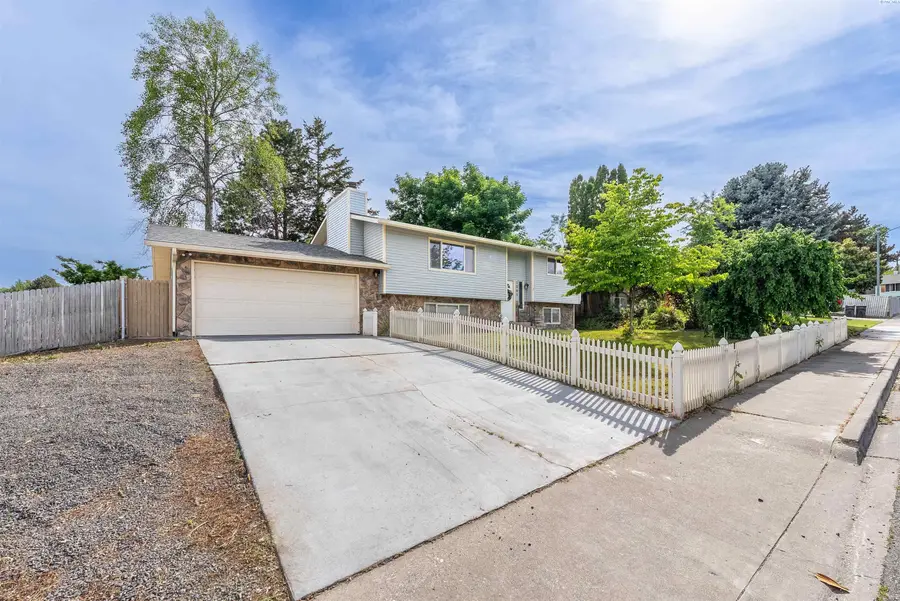 1201 W 15th Place, Kennewick, WA 99337 - #3