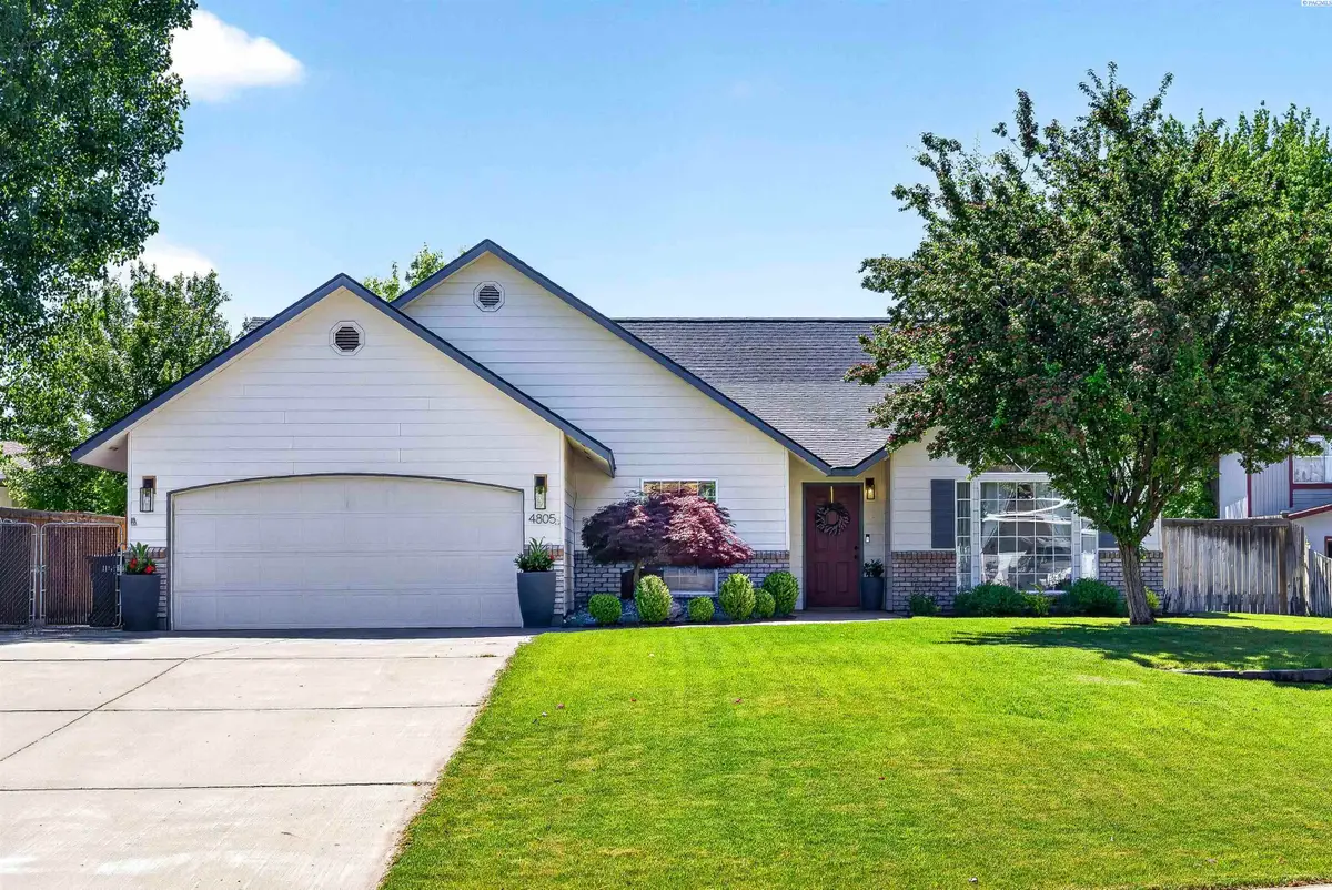 4805 W Robin Ct, West Richland, WA 99353 - #1