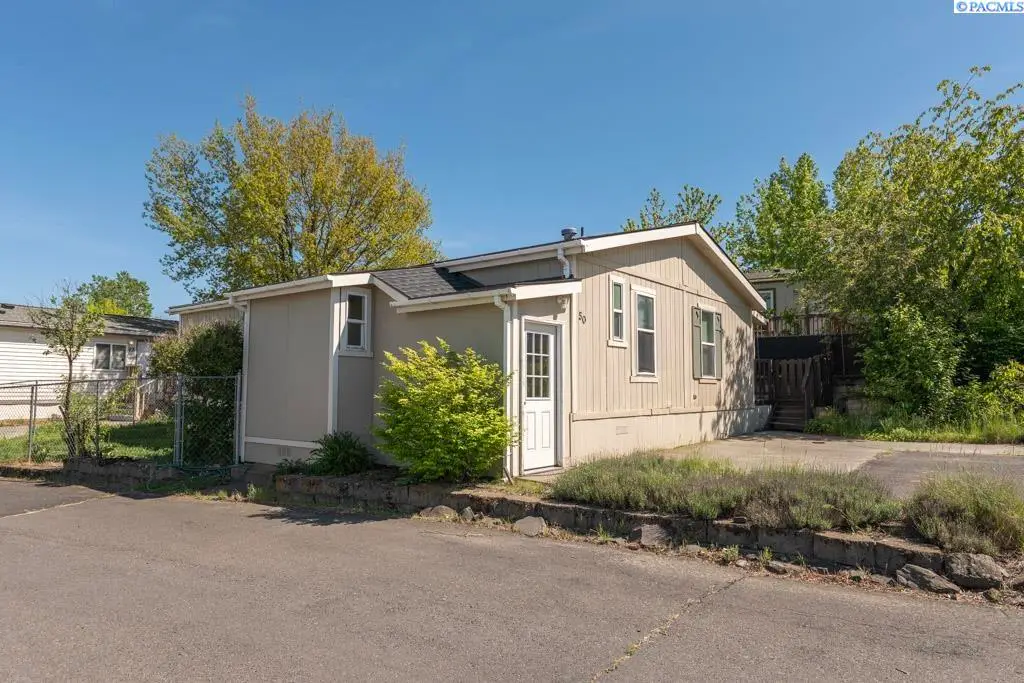 260 NW Golden Hills Dr #50, Pullman, WA 99163 - #1