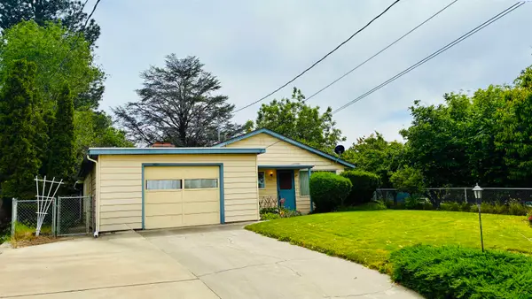 1221 Sunset Pl., Sunnyside, WA 98944