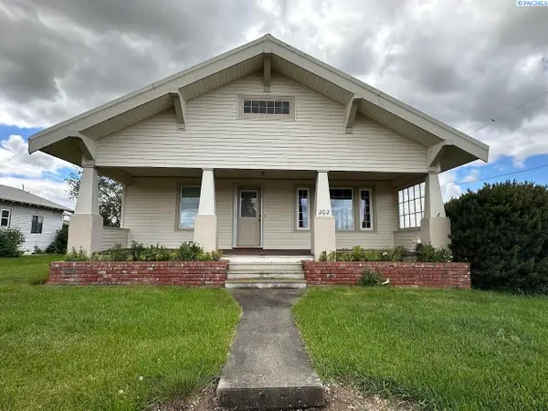 202 E 6th St., La Crosse, WA 99143