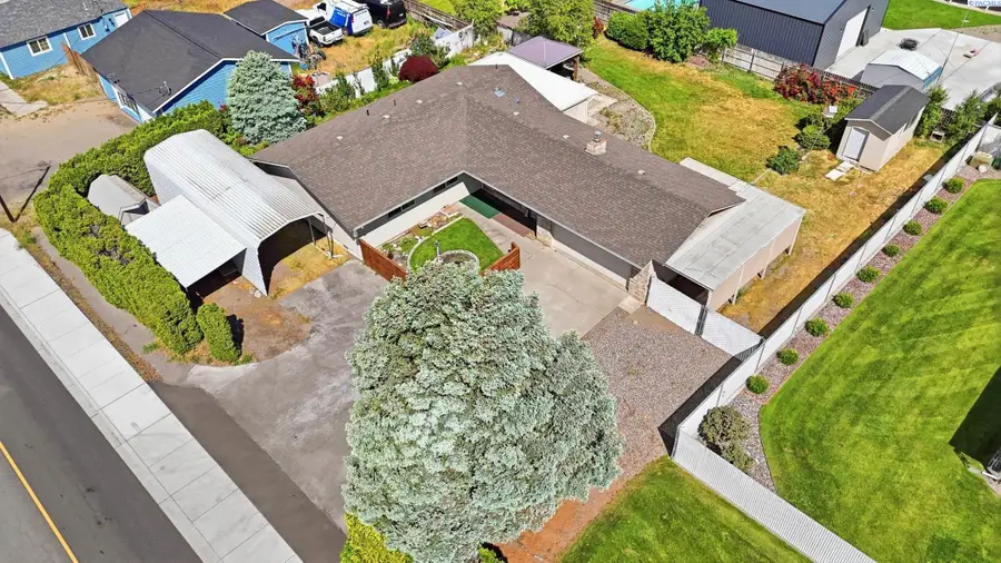 5013 W Sylvester, Pasco, WA 99301 - #2
