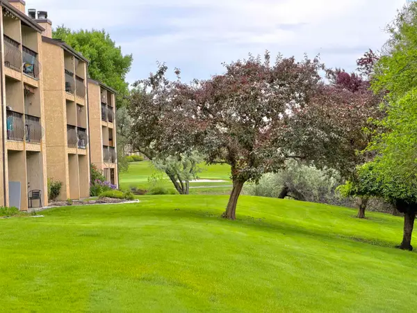 303 Gage Blvd #224, Richland, WA 99352