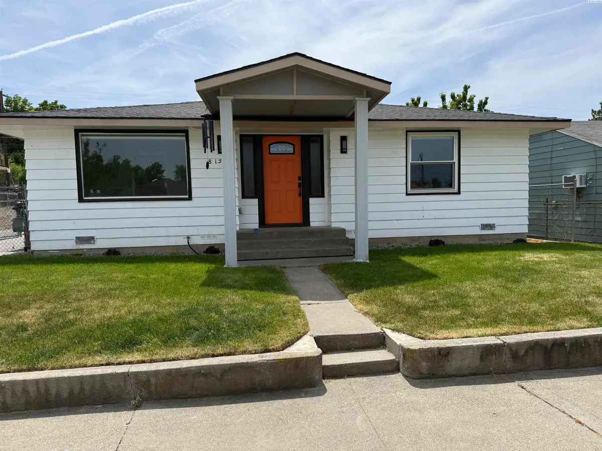 815 Ellen Ave, Prosser, WA 99350 - #1