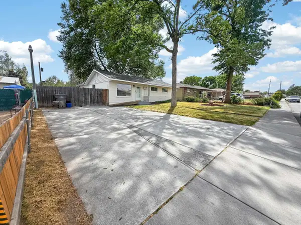 2007 W 5th Ave, Kennewick, WA 99337