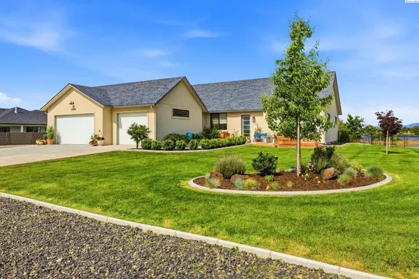 7004 Ricky Rd, Pasco, WA 99301