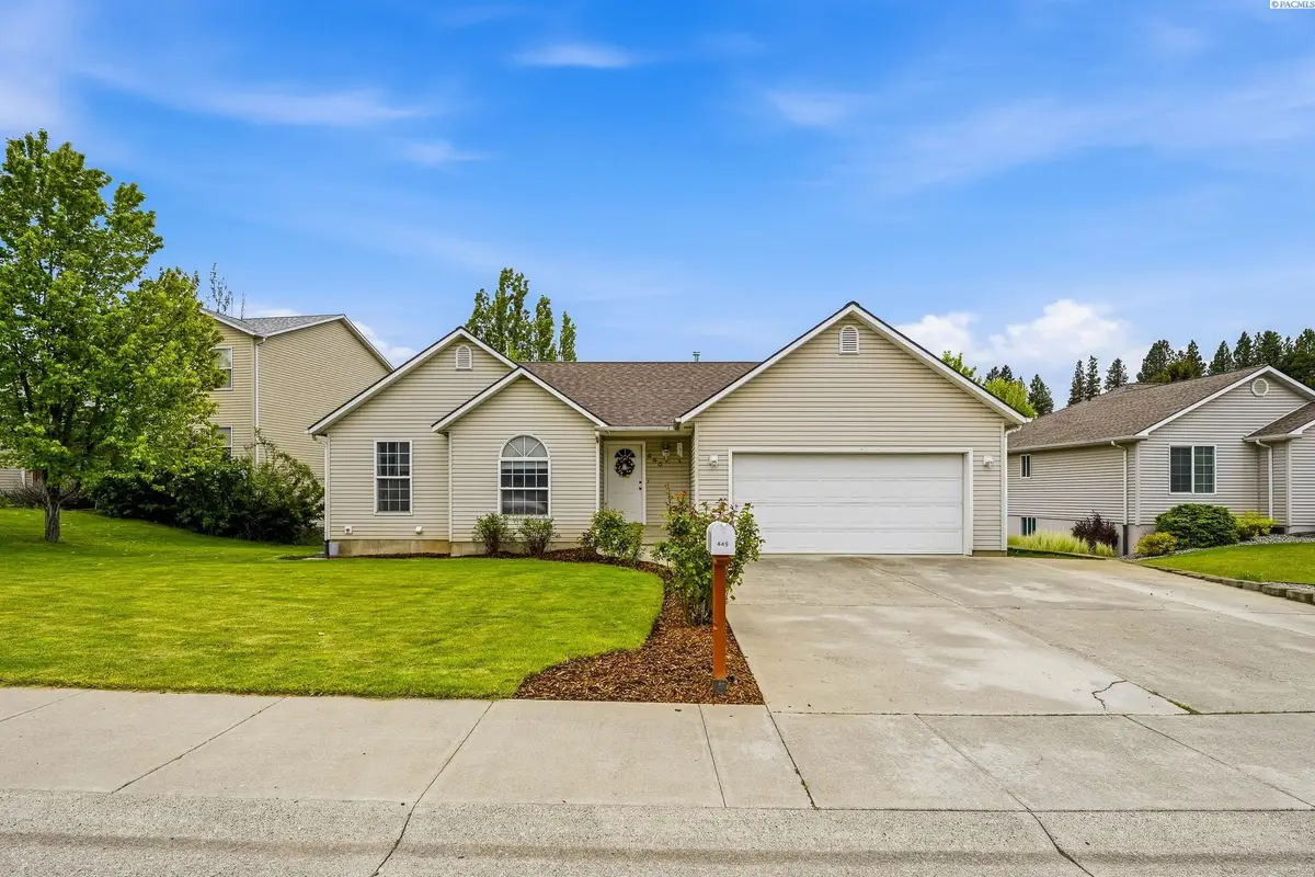 445 Thomas St, Pullman, WA 99163 - #1