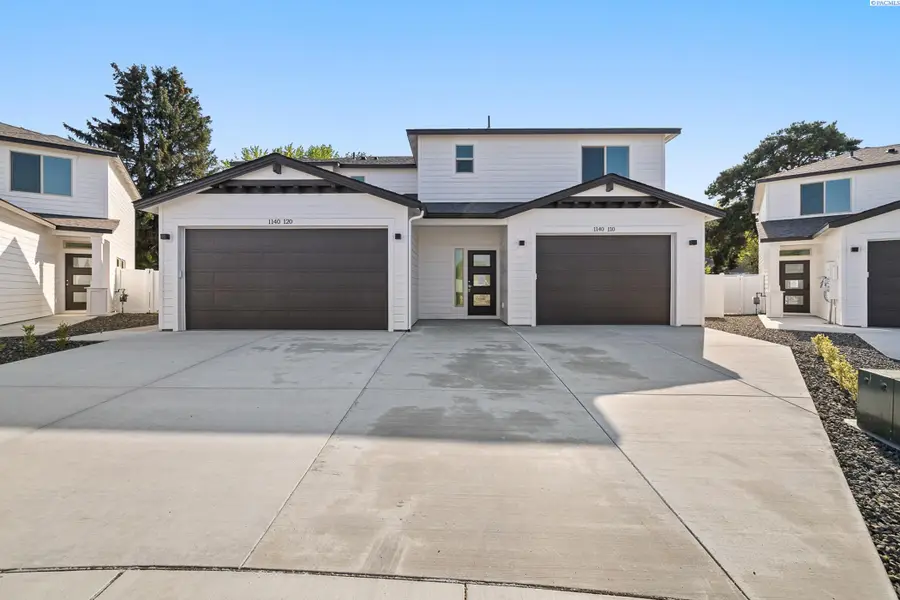 1140 S Underwood Pl, Kennewick, WA 99337 - #2