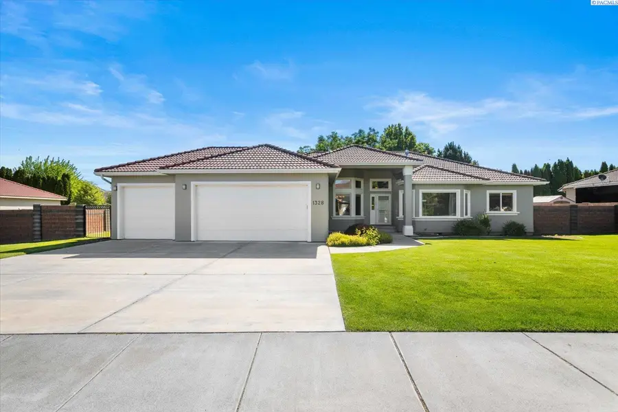 1328 Fuji Way, Richland, WA 99352 - #2