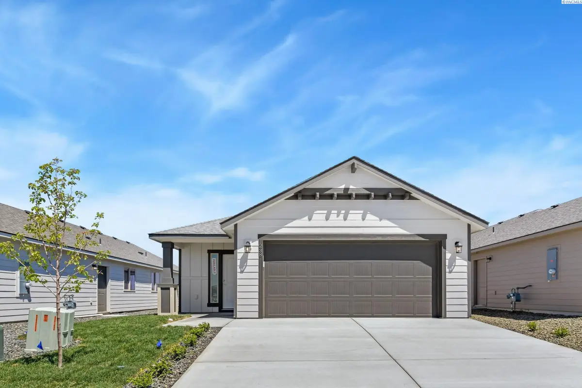 238 N Dewberry Pl, Kennewick, WA 99336 - #1
