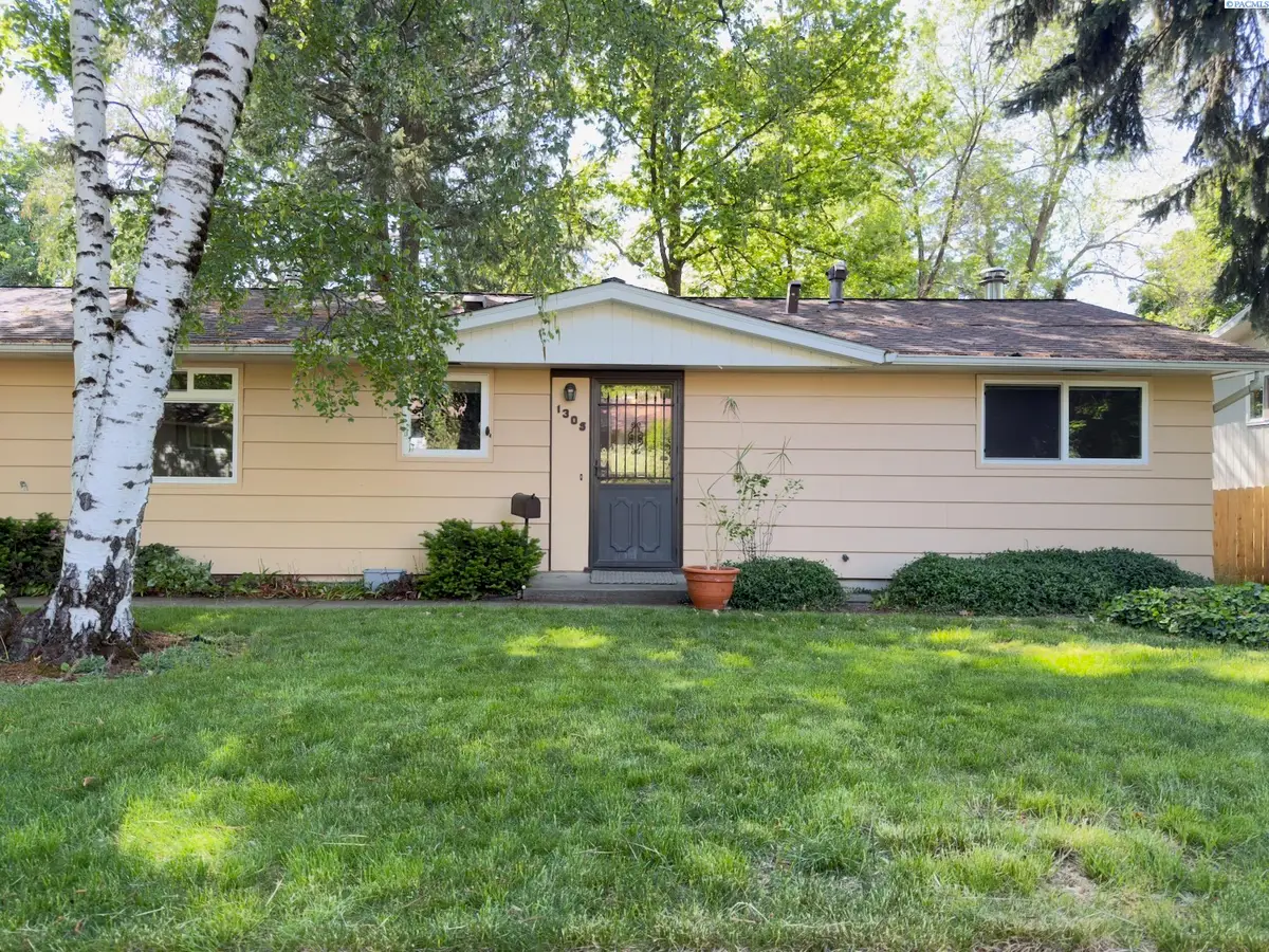 1305 NW Haven Circle, Pullman, WA 99163 - #1