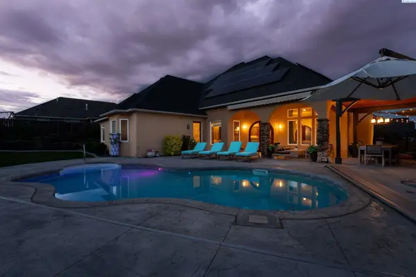 3659 Nottingham Dr., Richland, WA 99352