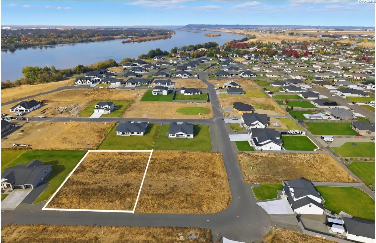 12727 Blackfoot Dr, Pasco, WA 99301 - #1