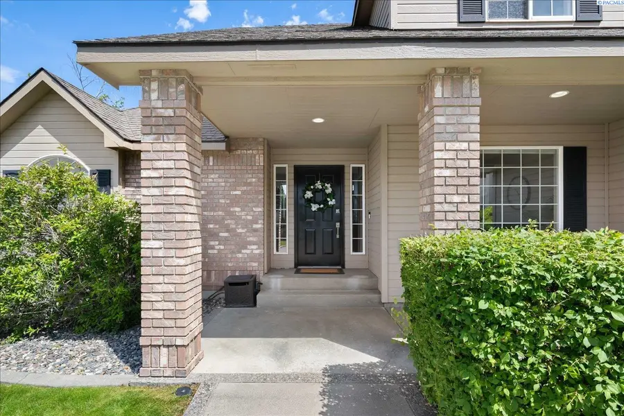 671 Clermont Dr, Richland, WA 99352 - #3