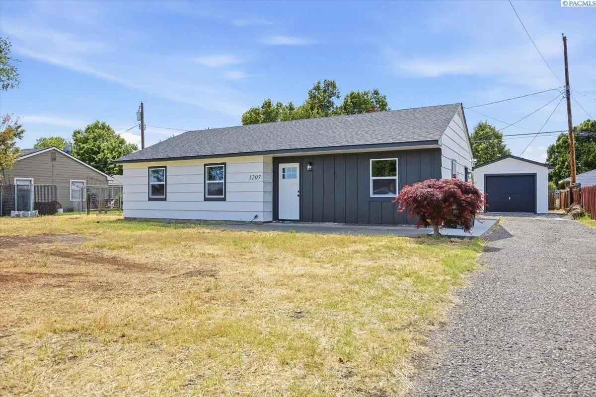 1207 Acacia Ave, Richland, WA 99354 - #1