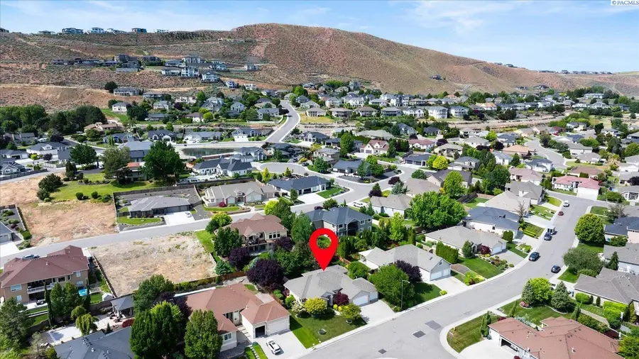 325 Falconridge St, Richland, WA 99352 - #2