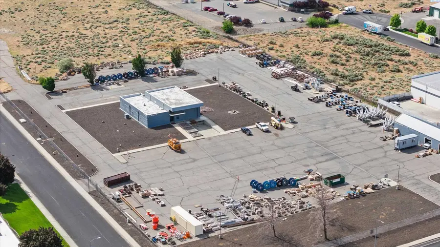480 N Roosevelt Street, Kennewick, WA 99336 - #2