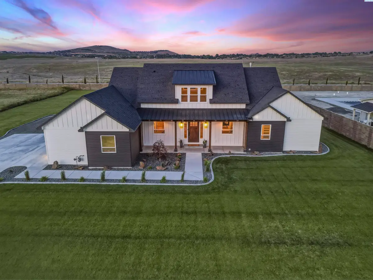 7007 Grange St, Kennewick, WA 99338 - #1