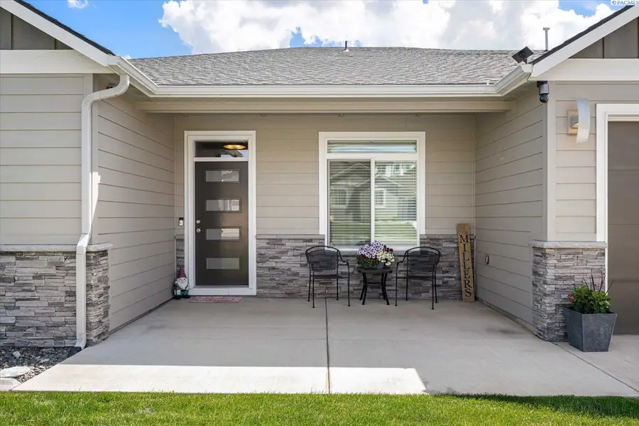 5627 W 31st Ave, Kennewick, WA 99338 - #2
