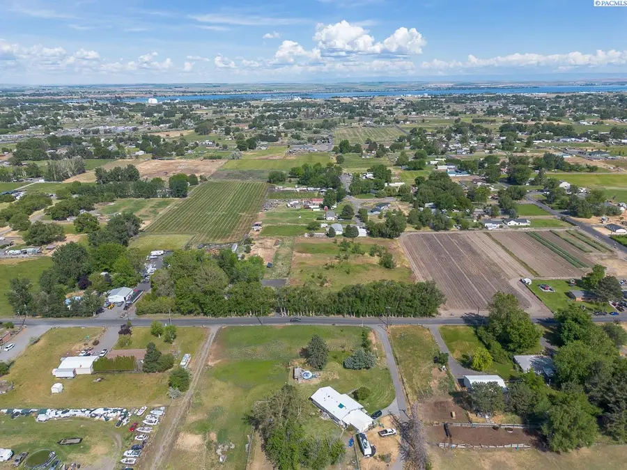 31009 S Gerards Road, Kennewick, WA 99337 - #2