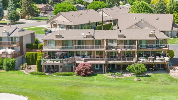 345 Greenbrook Pl., Richland, WA 99352