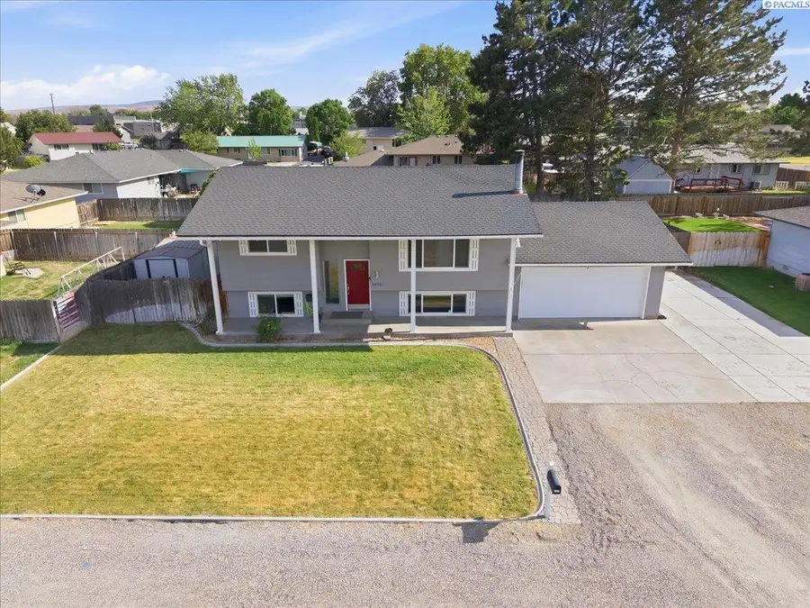 6025 W Okanogan Loop, Kennewick, WA 99336-7625 - #2