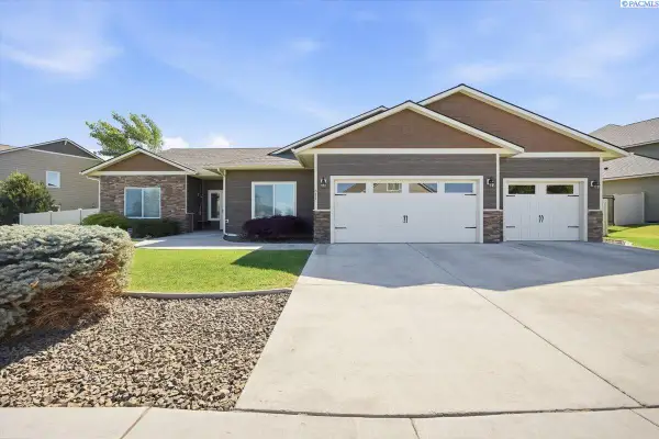 611 Hunter St, Richland, WA 99352