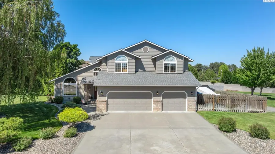 1712 S Arthur Street, Kennewick, WA 99338 - #2