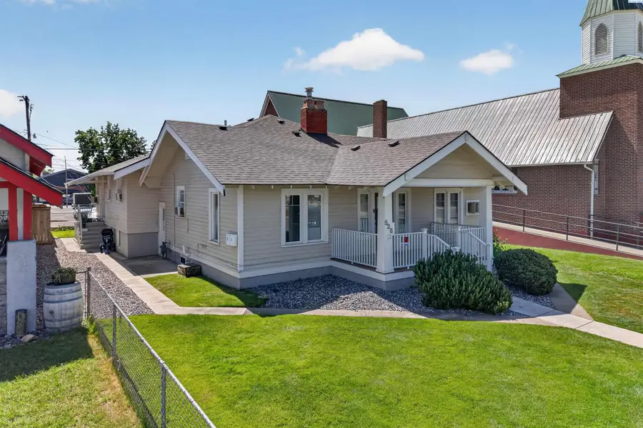 528 W Bonneville St, Pasco, WA 99301 - #2