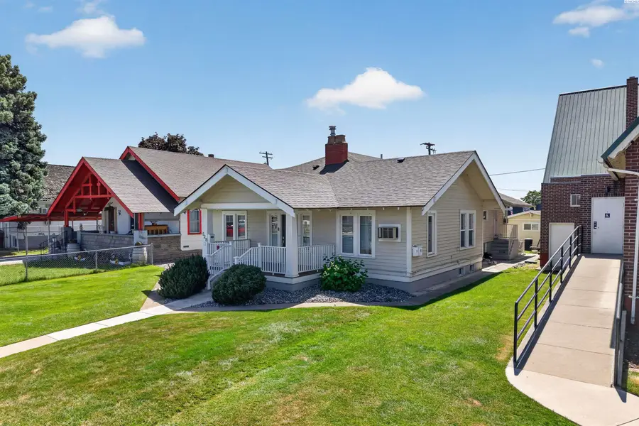 528 W Bonneville St, Pasco, WA 99301 - #3