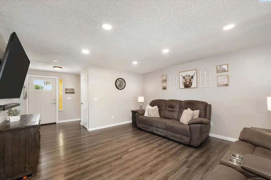 2508 S Zillah St, Kennewick, WA 99337 - #3