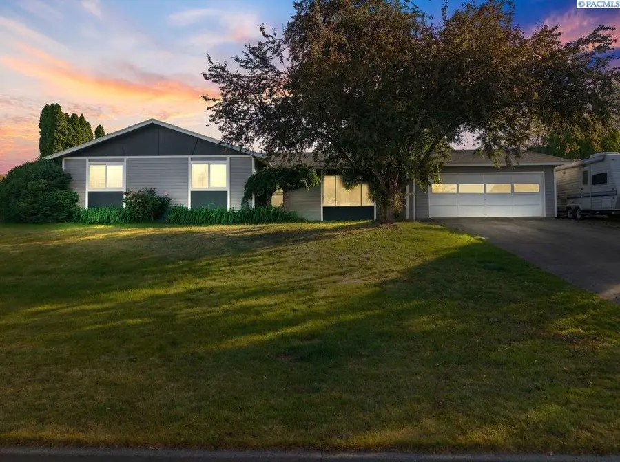 1607 W 46th Ave, Kennewick, WA 99337 - #3