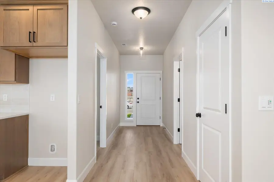 2874 S Alaska St, Kennewick, WA 99338 - #2