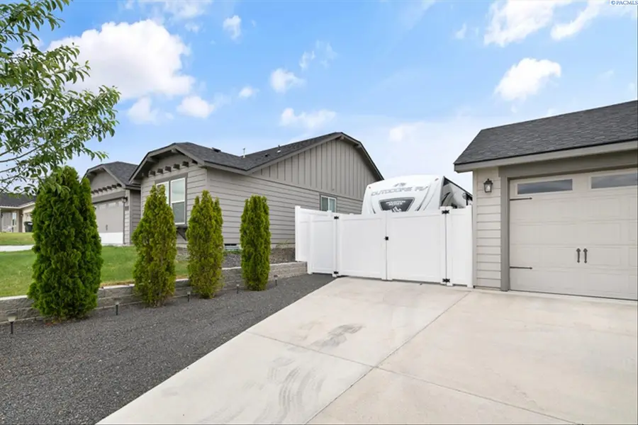 3709 Road 80, Pasco, WA 99301 - #3