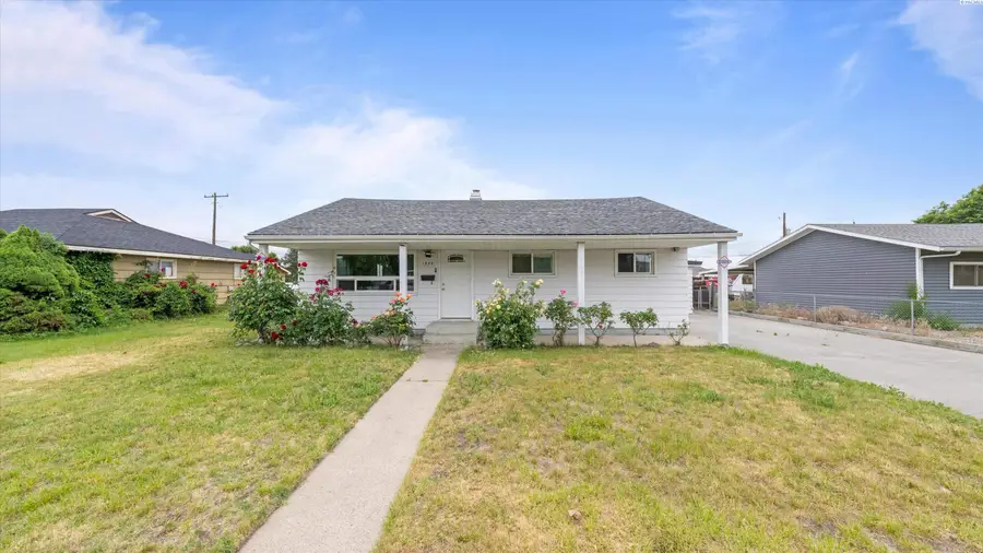 1808 W Nixon St, Pasco, WA 99301 - #2