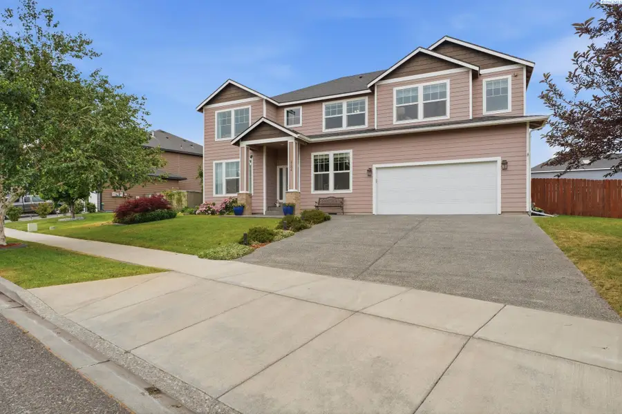 2104 S Sheppard St, Kennewick, WA 99338 - #2