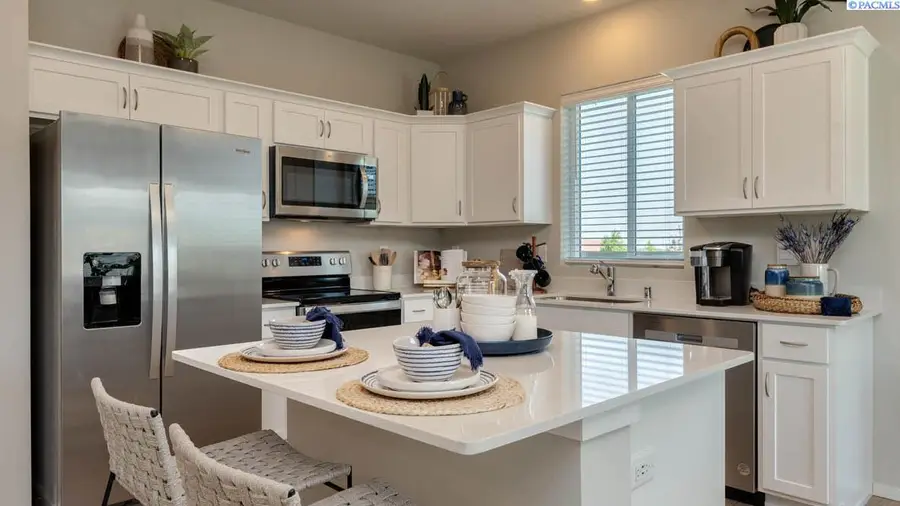 931 S Zeelar St, Kennewick, WA 99336 - #2