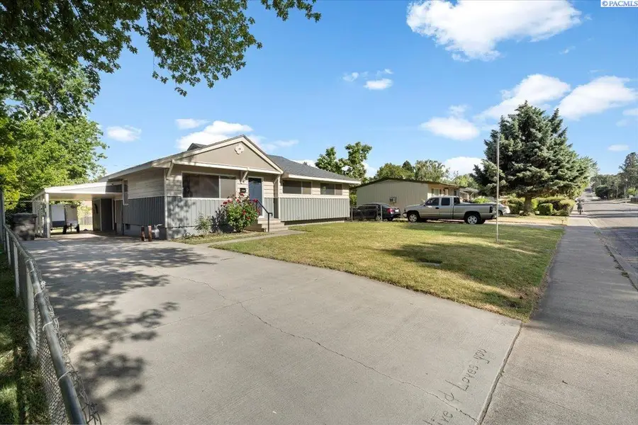 1701 S Garfield St, Kennewick, WA 99337 - #2