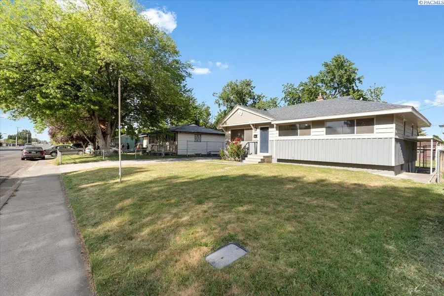 1701 S Garfield St, Kennewick, WA 99337 - #3