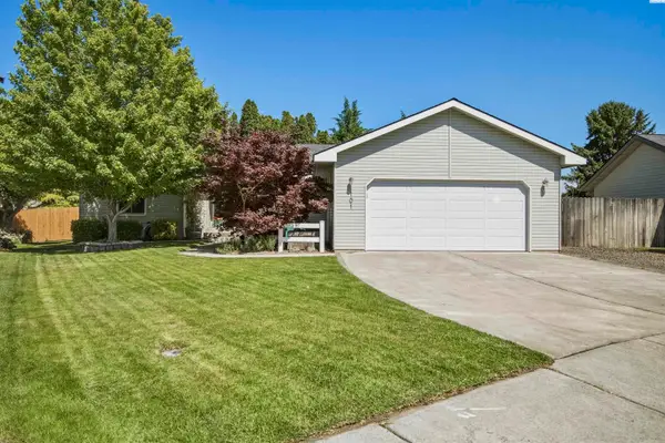 101 S Sherman Place, Kennewick, WA 99336