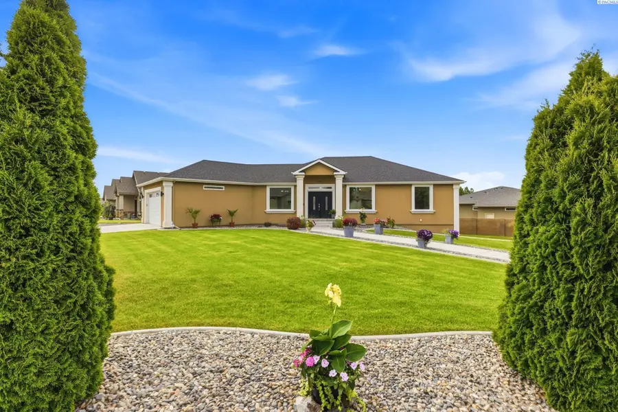 662 S Hawaii Pl, Kennewick, WA 99336 - #2