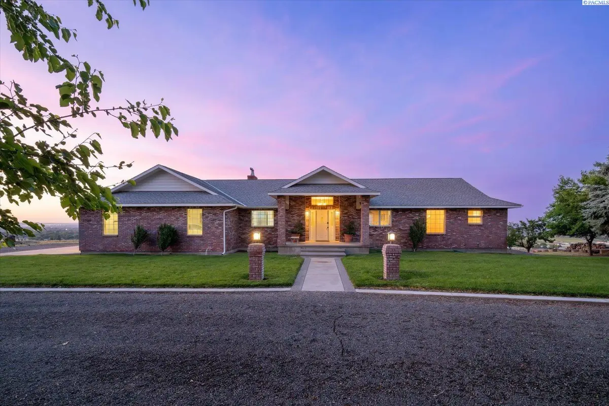 37129 S Olympia St, Kennewick, WA 99338 - #1