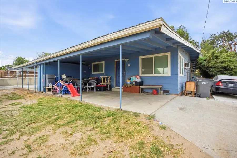 1007 S Gum St, Kennewick, WA 99337 - #2