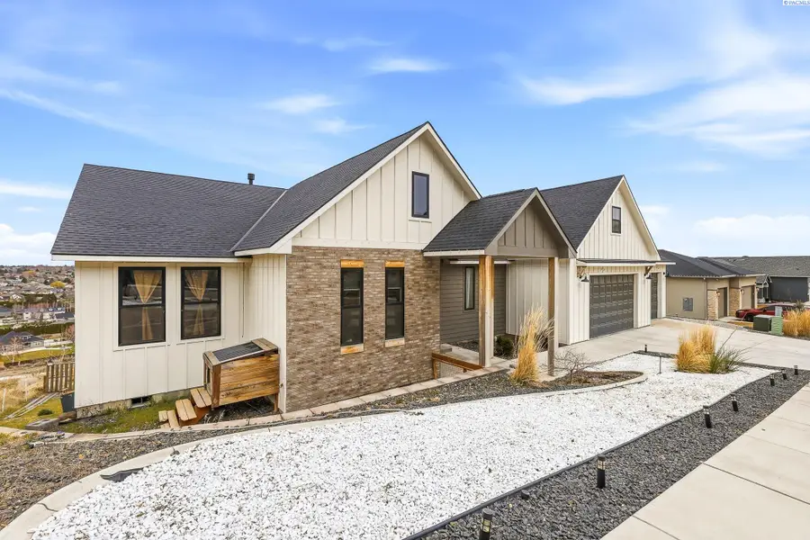 5520 Hershey, West Richland, WA 99353 - #2