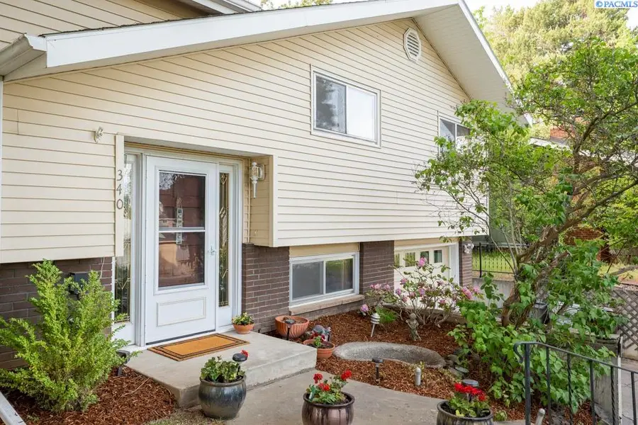 340 NW Larry Street, Pullman, WA 99163 - #2